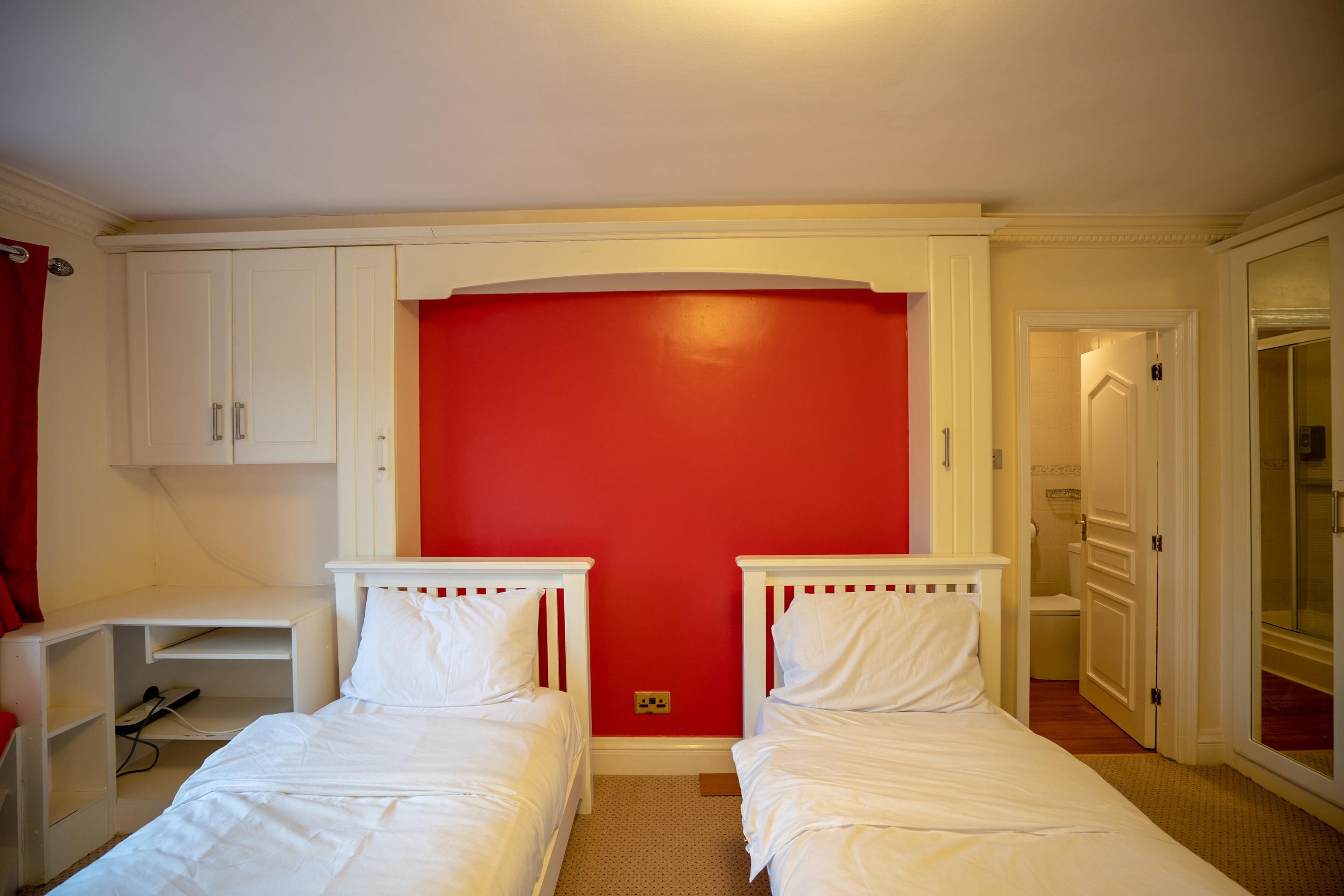 Oyo Oakcroft Guest House Manchester Airport Ringway Kültér fotó