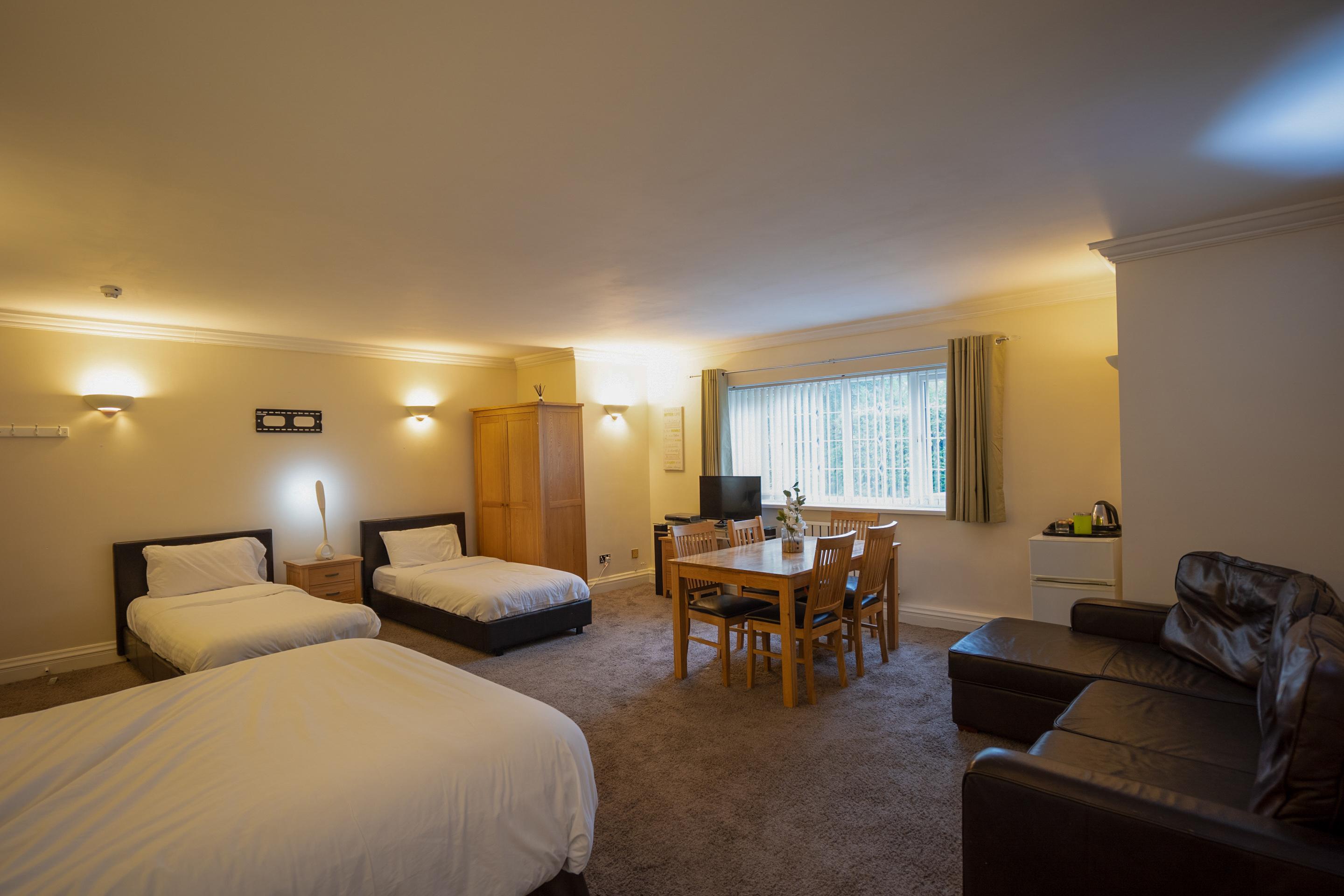 Oyo Oakcroft Guest House Manchester Airport Ringway Kültér fotó