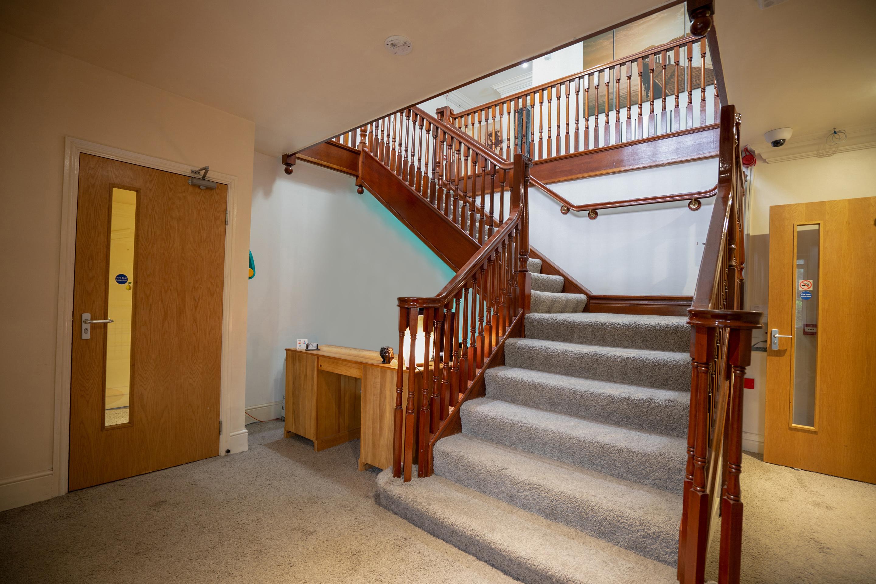 Oyo Oakcroft Guest House Manchester Airport Ringway Kültér fotó
