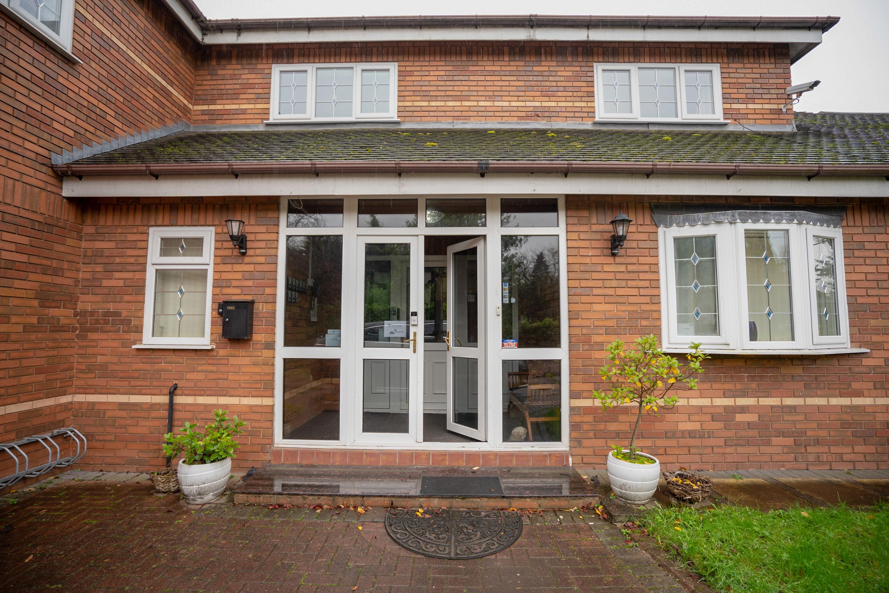 Oyo Oakcroft Guest House Manchester Airport Ringway Kültér fotó