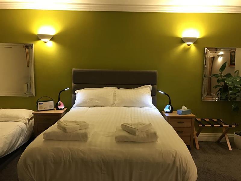 Oyo Oakcroft Guest House Manchester Airport Ringway Kültér fotó